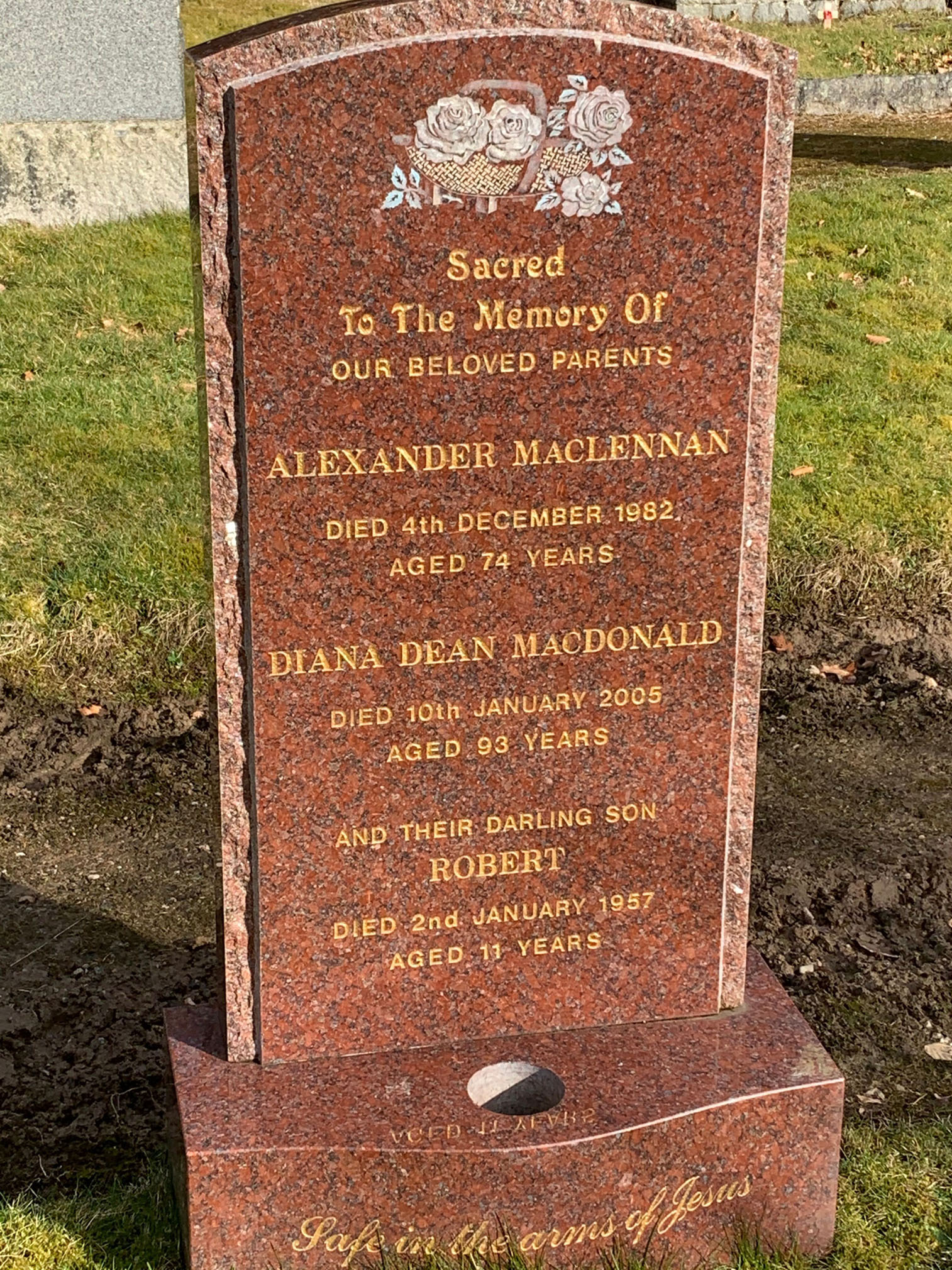 Photo of headstones/Alexander MacLennan died 1982 MI Tomnahurich, Inverness